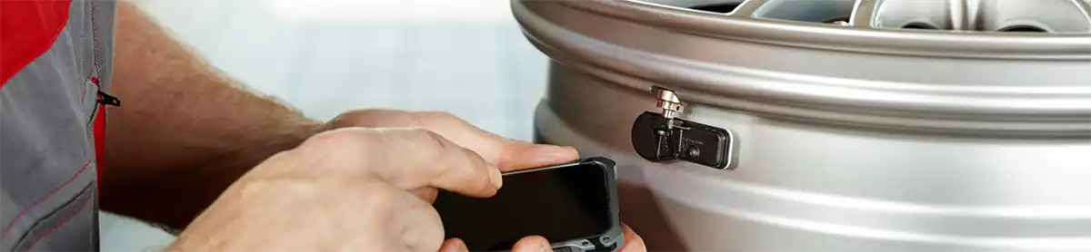 South Carthay Los Angeles Auto Repair Tire Pressure Monitoring System